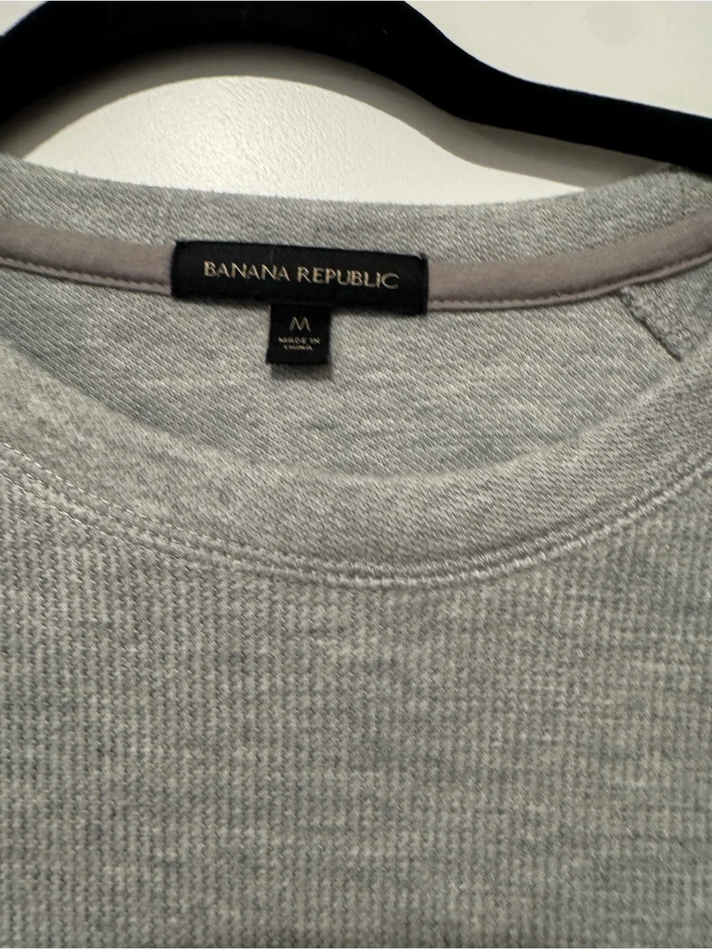 Banana Republic Gray Knit Long Sleeve Shirt | Size Medium